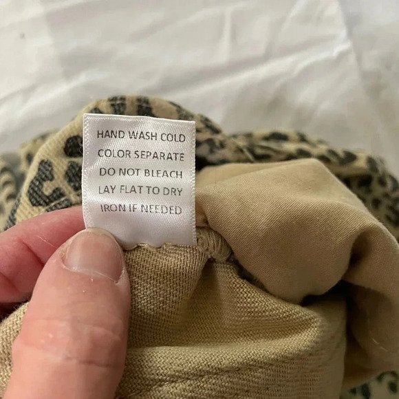 William B Leopard Print Jeans Size S (26) Crop High Rise High Waist Mobwife - Picture 7 of 14